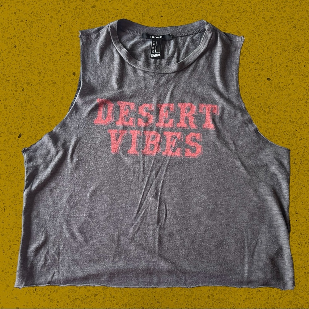 Desert Vibes Graphic Muscle Tank | S